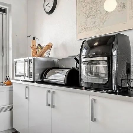 4135-borre-klintholm-havneby-35-st * Borre